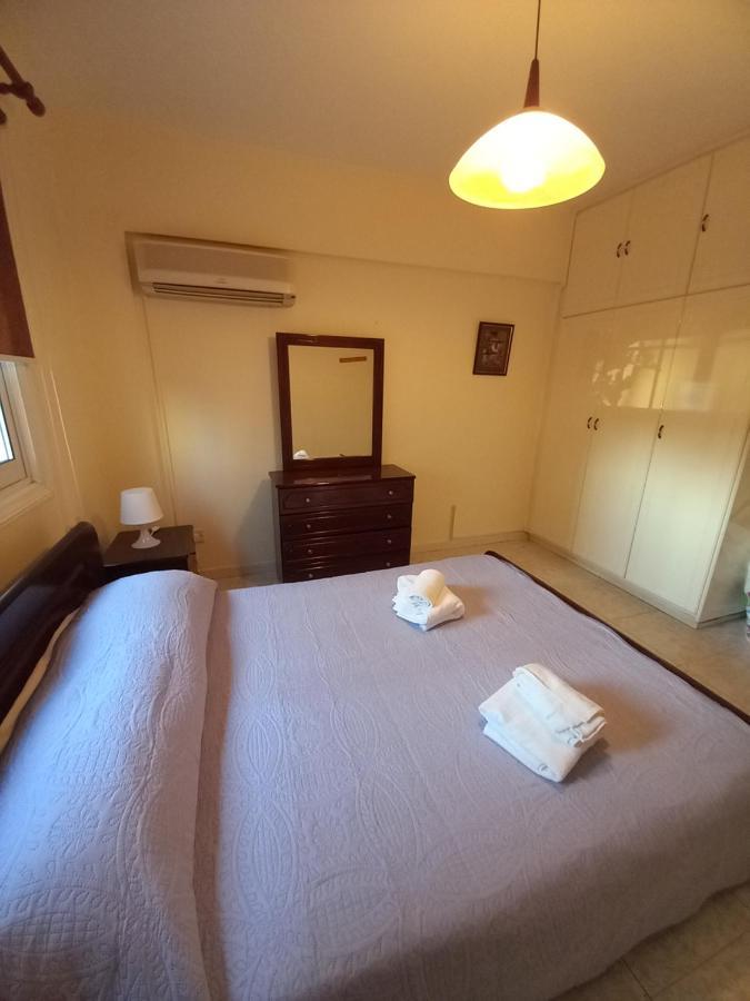 2 Bedroom Apartment Near Finikoudes Larnaka Exterior foto